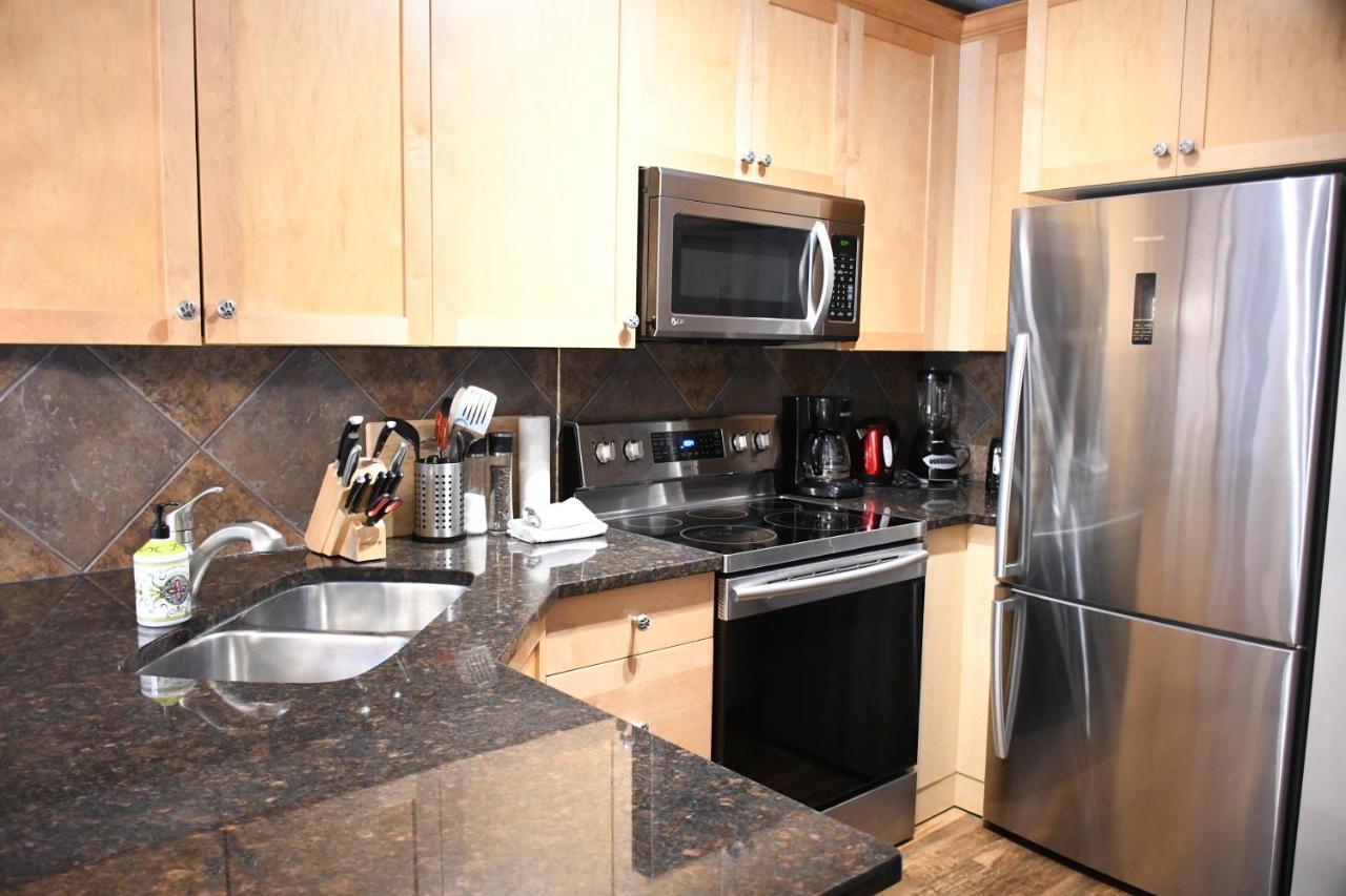 Renovated Chalet At Mystic Springs, Mountain Views, Pets Welcome! Canmore Eksteriør billede
