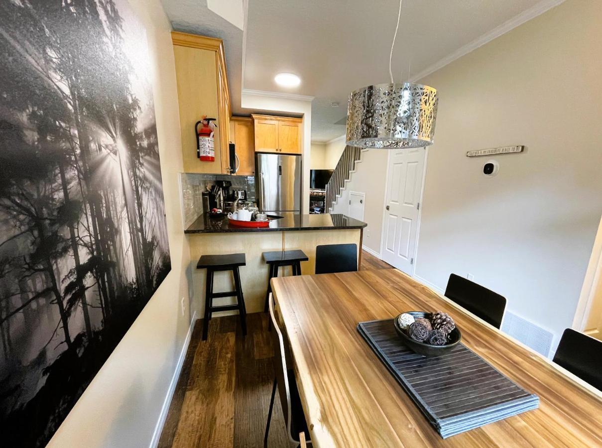 Renovated Chalet At Mystic Springs, Mountain Views, Pets Welcome! Canmore Eksteriør billede