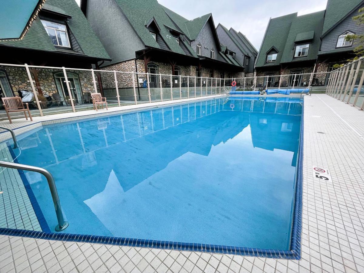 Renovated Chalet At Mystic Springs, Mountain Views, Pets Welcome! Canmore Eksteriør billede