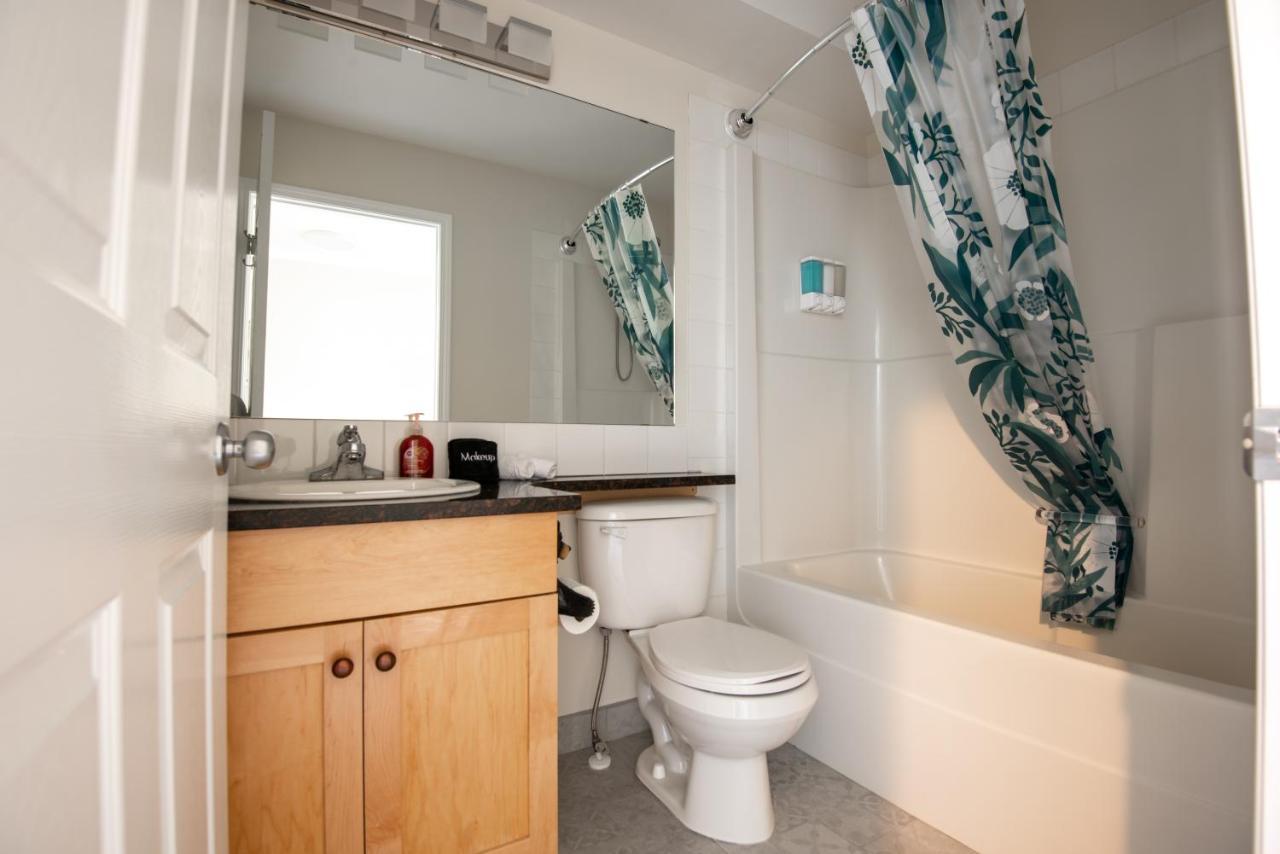 Renovated Chalet At Mystic Springs, Mountain Views, Pets Welcome! Canmore Eksteriør billede